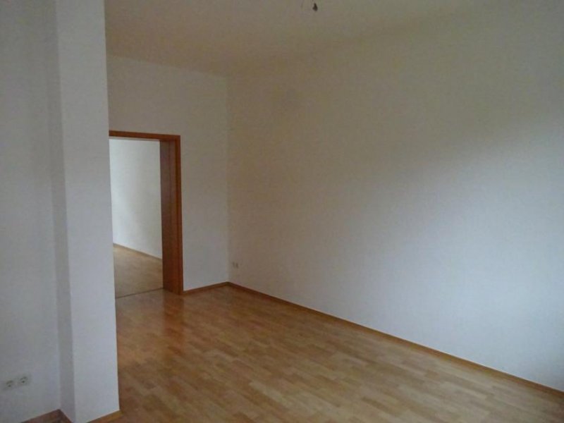 Zwickau Zentrumsnahe 2 Raumwohnung mit Tageslichtbad! Wohnung mieten