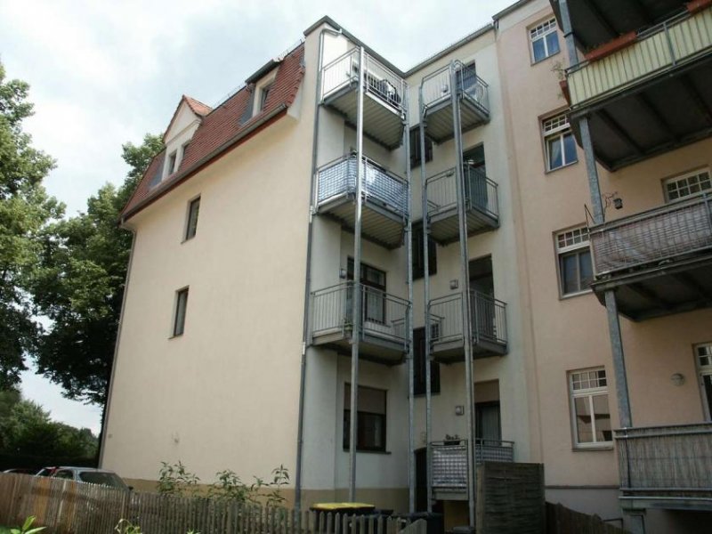 Zwickau Ab 01.08! Schöne kleine Wohnung mit Balkon, Wanne, attraktive Lage, Nähe Muldenpromenade Wohnung mieten