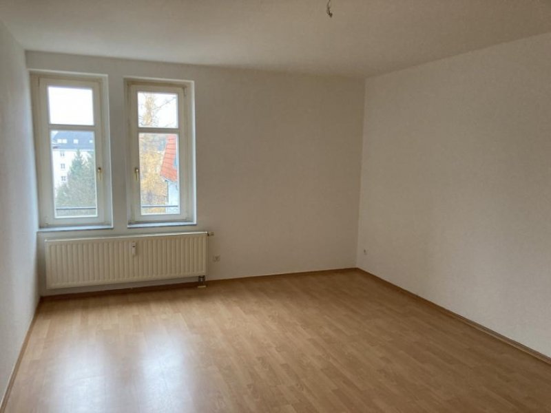 Zwickau Ab 01.08.26! Schöne 1-Raumwohnung mit Balkon, Wanne, attraktive Lage, Nähe Muldenpromenade! Wohnung mieten