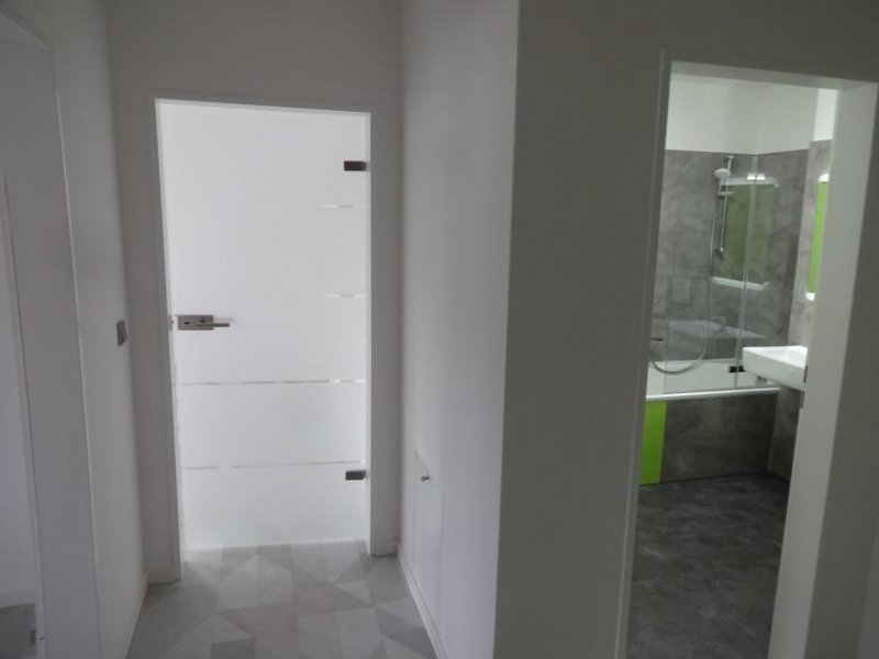 Zwickau Ab 1.3.26! Wunderschöne 2-Raum-Wohnung mit Balkon und TG-Stellplatz! Wohnung mieten
