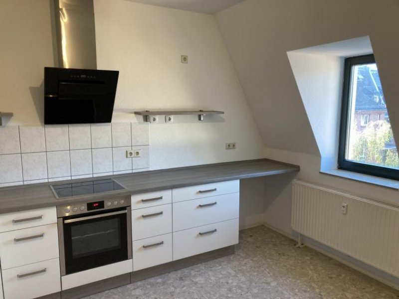Zwickau Ab 1.9.26! Großzügige 2-Raum-Maisonette-Wohnung mit EBK und Stellpl. in der Nordvorstadt! Wohnung mieten
