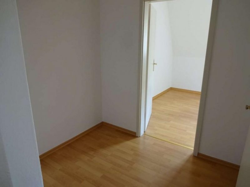 Zwickau Ab 1.9.26! Großzügige 2-Raum-Maisonette-Wohnung mit EBK und Stellpl. in der Nordvorstadt! Wohnung mieten