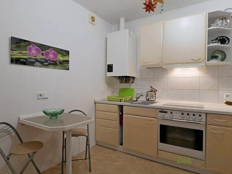 Zwickau (EF0718_M) Zwickau: Pölbitz, möblierte 2-Zimmer-Wohnung mit Balkon in ruhiger, zentrumsnaher Seitenstraße, Service mgl.