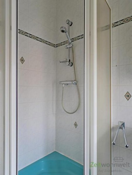 Zwickau (EF0750_M) Zwickau: Crossen, ruhiges Wohnhaus mit Garten, neu renovierte und neu möblierte 2-Zimmer-Wohnung, WLAN Wohnung