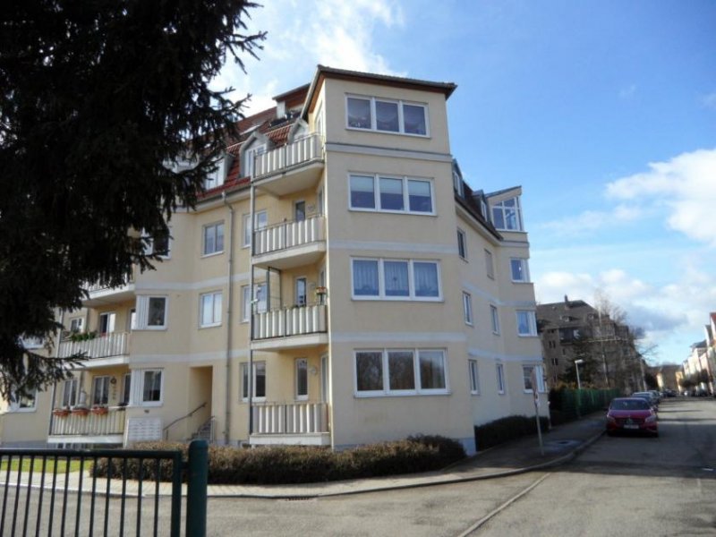 Zwickau Frisch sanierte 3-Raumwohnung mit Balkon, TG-Stellpl. & Fahrstuhl! Wohnung mieten