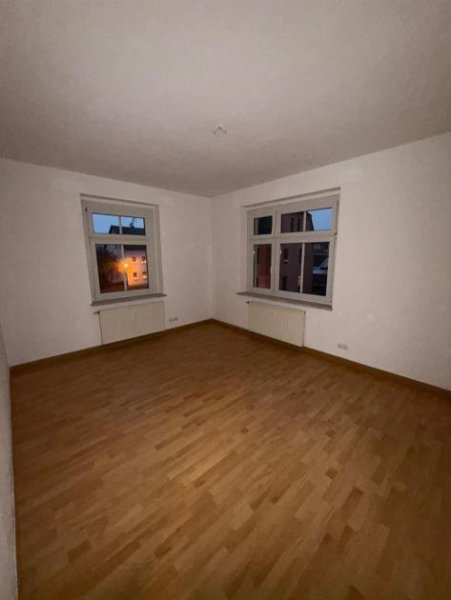 Zwickau Gemütliche 3-Zimmer mit Laminat, Dusche und Stellplatz in ruhiger Lage! Wohnung mieten