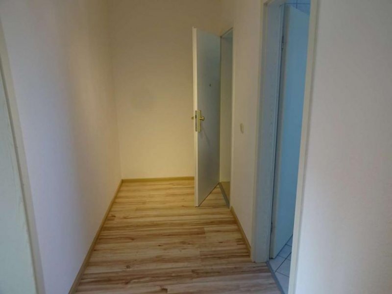 Zwickau Großes Dachgeschoss-Apartment in Pölbitz mit Einbauküche und Stellplatz! Wohnung mieten