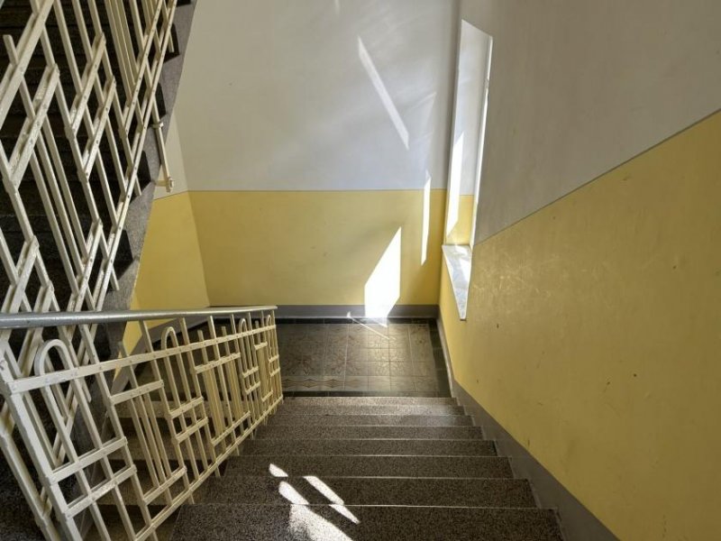 Zwickau Moderne 2-Raum-Wohnung mit Balkon & EBK in zentraler Lage von Zwickau! Wohnung mieten