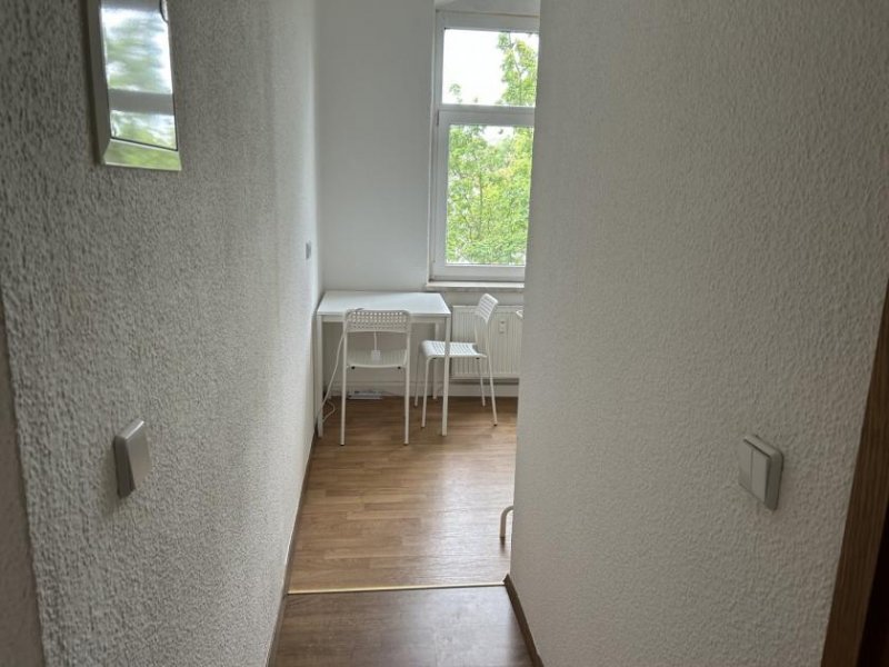 Zwickau Möblierte 2-Raumwhg. mit Einbauküche in guter Lage! Wohnung mieten