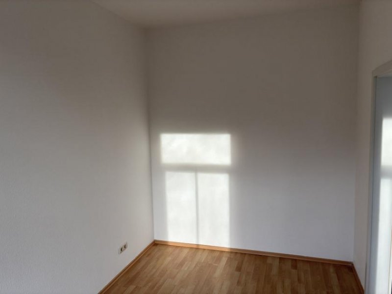 Zwickau Zentrumsnahe 2-Raumwohnung mit Balkon! Wohnung mieten
