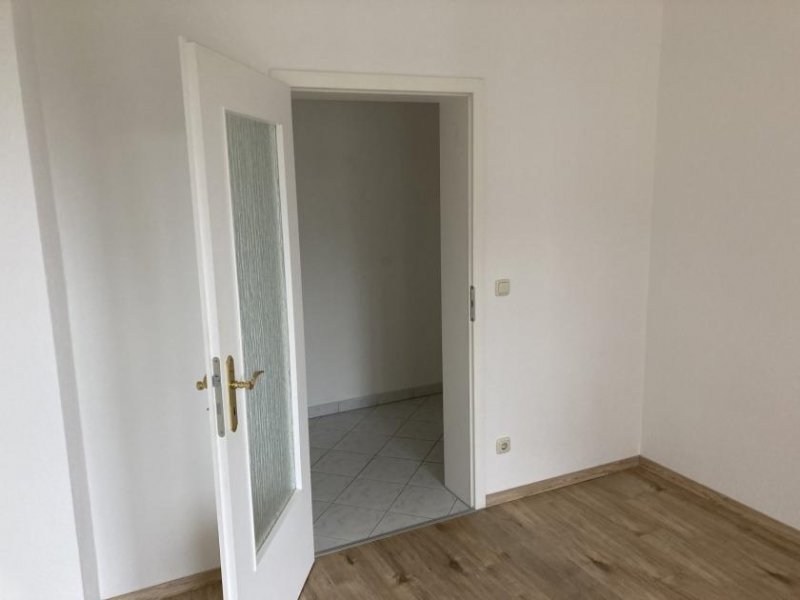 Zwickau Ab 1.10.! Helle 1-Raumwohnung mit Singleküche und Balkon in Marienthal! Wohnung mieten