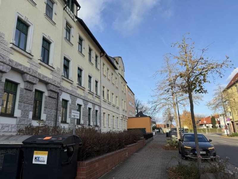 Zwickau Ab 1.12.25! Beliebte Wohngegend, 2-R-Whg. im DG, Balkon und Tageslichtbad! Wohnung mieten