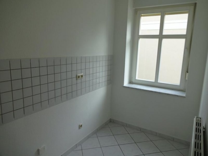 Zwickau Ab 1.6.26! Helle 2-Raumwohnung mit Stellplatz Nähe HBK! Wohnung mieten