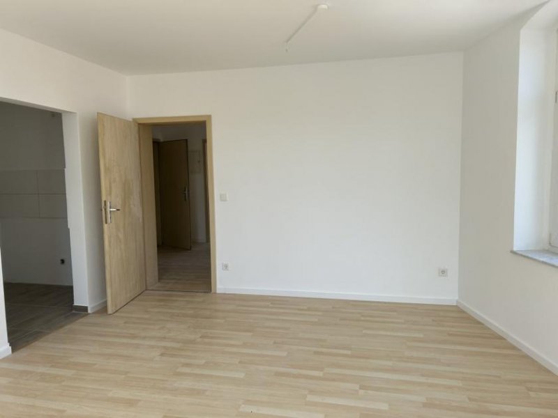 Zwickau Frisch renovierte 2-Zimmer-Whg. mit Balkon, nähe Marienthal Wohnung mieten