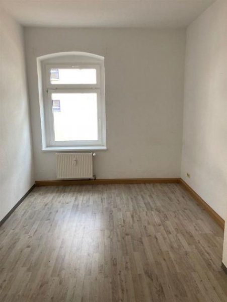 Zwickau Großzügige 2-Zimmer mit Laminat, Dusche und Terrasse in ruhiger Lage! Wohnung mieten