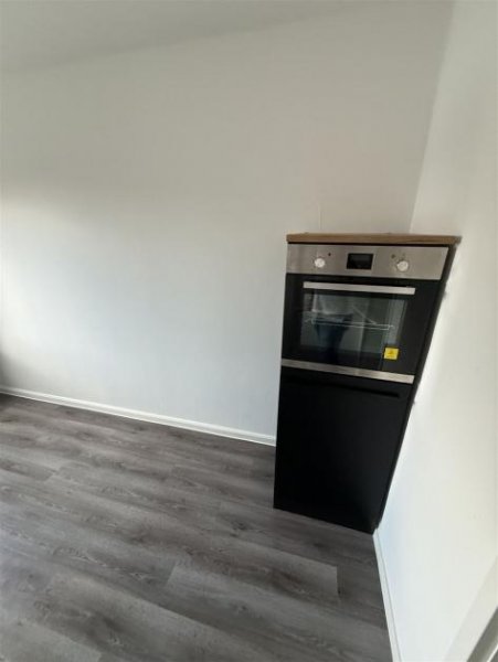 Zwickau Gemütliche 1-Zimmer mit EBK und Laminat in ruhiger Lage! Wohnung mieten
