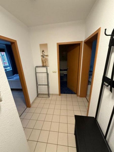 Zwickau Gemütliche 2-Zimmer mit Laminat und Wannenbad mit Fenster in ruhiger Lage! Wohnung mieten