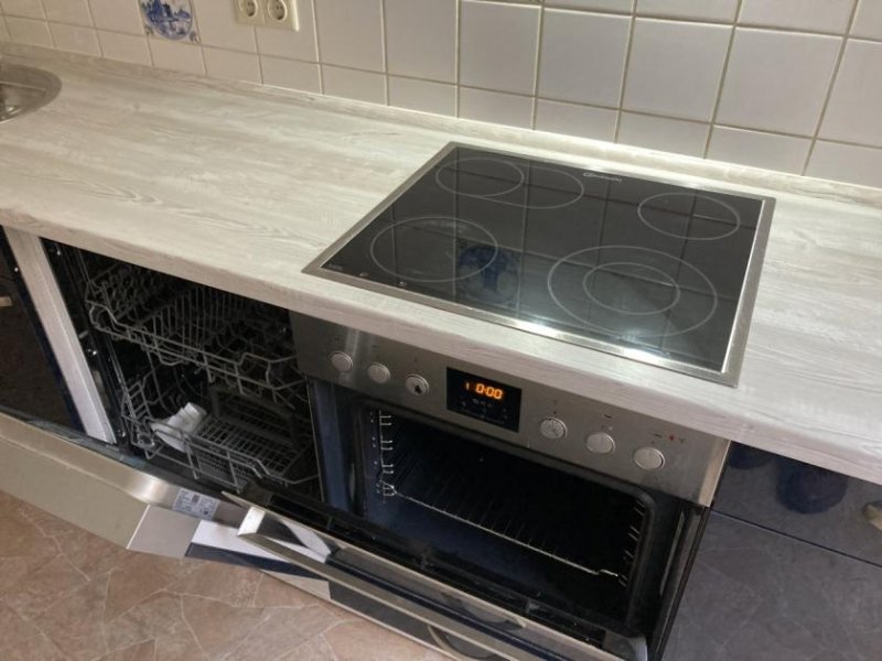 Zwickau Helle 4-Raumwhg. mit EBK und Balkon in Zwickau! Wallbox für E-Autos am Haus! Wohnung mieten