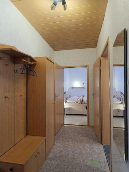 Lichtentanne (EF0711_M) Zwickau: Lichtentanne, möblierte 2-Zimmer Wohnung mit eigener Waschmaschine und WLAN im OT Stenn Wohnung mieten