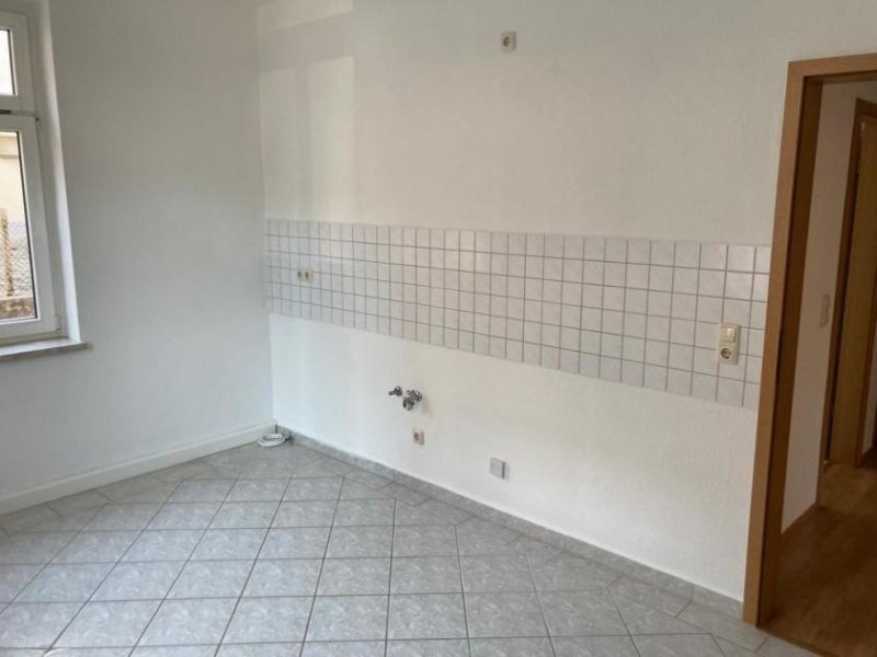 Falkenstein Günstige 2-Zimmer mit Laminat und Wannenbad in guter Lage! Wohnung mieten