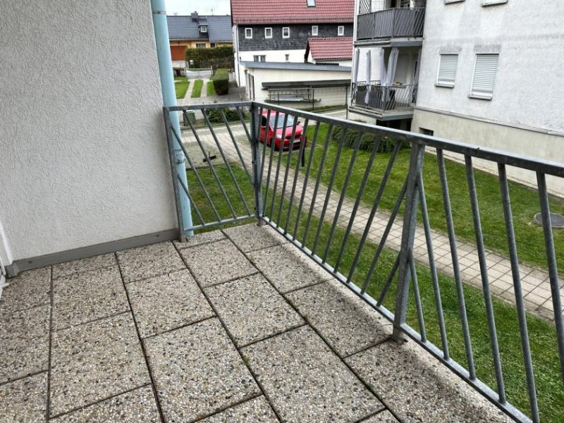 Glauchau Frisch renoviert! 2-Raumwhg. mit Balkon, TG-Stpl. (duplex, saniert), Neubau 1997! Wohnung mieten