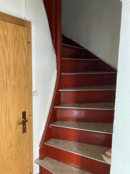 Meerane Gemütlicher Eckladen mit großen Fenstern, WC und Lagerfläche in zentraler Lage!!! Gewerbe mieten