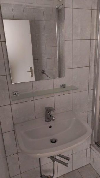 Plauen 2-Raum Wohnung in zentrumsnaher Lage - 1. OG mit Aufzug und Balkon Wohnung mieten