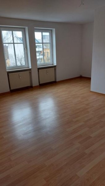 Plauen 2-Raum Wohnung in zentrumsnaher Lage - 1. OG mit Aufzug und Balkon Wohnung mieten