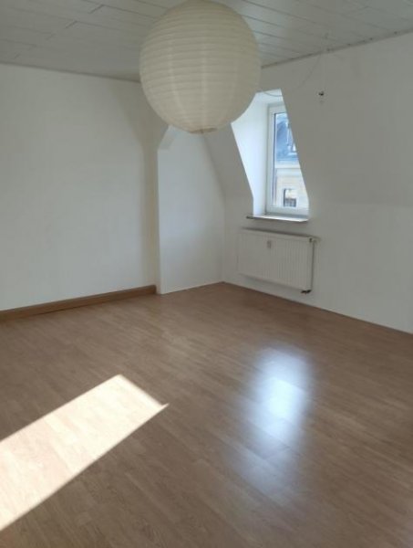 Plauen Geräumige 4 ZKB Wohnung über 2 Etagen mit Balkon Wohnung mieten