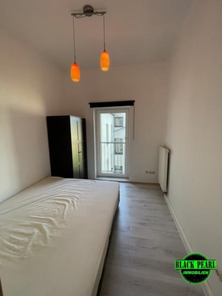 Plauen Wunderschöne renovierte Wohnung inkl. Einbauküche und teilmöbliert Wohnung mieten