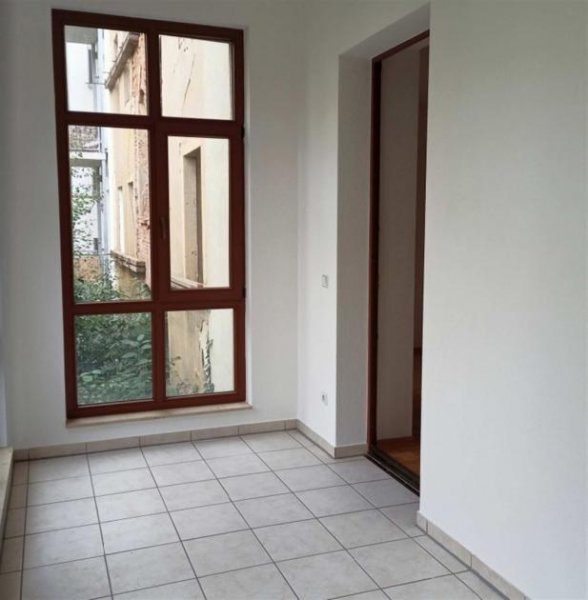 Chemnitz * Große 3-Zimmer mit Laminat, Wanne und Wintergarten in guter Zentrumslage!* Wohnung mieten