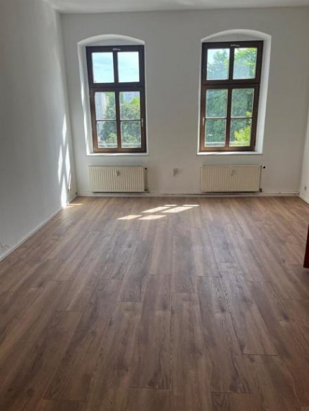 Chemnitz Großzügige 2-Zi. mit Wanne und Balkon in Uni und-Zentrumsnähe! Wohnung mieten