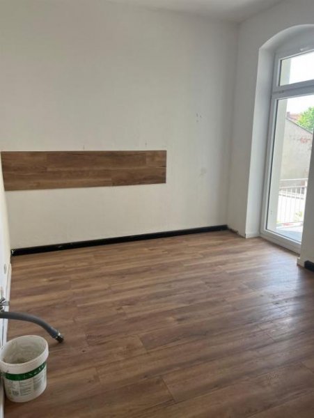 Chemnitz Großzügige 2-Zi. mit Wanne und Balkon in Uni und-Zentrumsnähe! Wohnung mieten