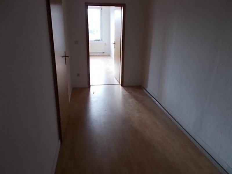 Chemnitz Großzügige 2-Zi.mit Wanne und Laminat im Zentrum! SP mgl. Wohnung mieten