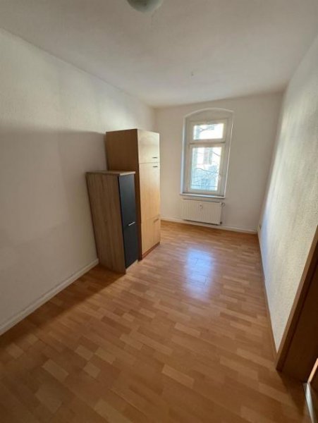 Chemnitz Großzügige Hinterhaus 2-Zimmer mit Laminat, EBK und Wannenbad in uninaher Lage! Wohnung mieten