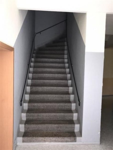 Chemnitz Kompakte Hinterhaus DG 2,5-Zimmer mit Einbauküche, Laminat und Wanne in uninaher Lage! Wohnung mieten