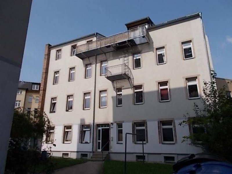 Chemnitz Kompakte Hinterhaus DG 2,5-Zimmer mit Einbauküche, Laminat und Wanne in uninaher Lage! Wohnung mieten