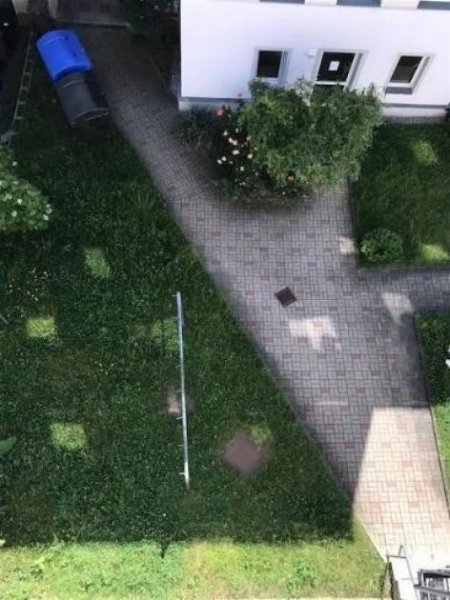 Chemnitz Kompakte Hinterhaus DG 2,5-Zimmer mit Einbauküche, Laminat und Wanne in uninaher Lage! Wohnung mieten