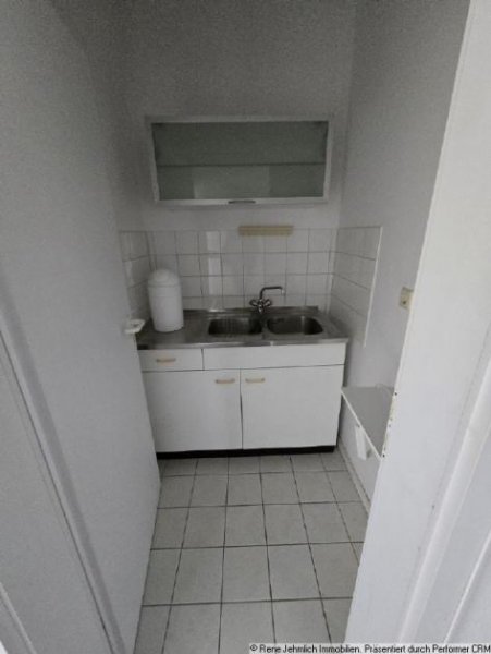 Chemnitz Schönes Büro mit 4 Räumen im Zentrum Gewerbe mieten