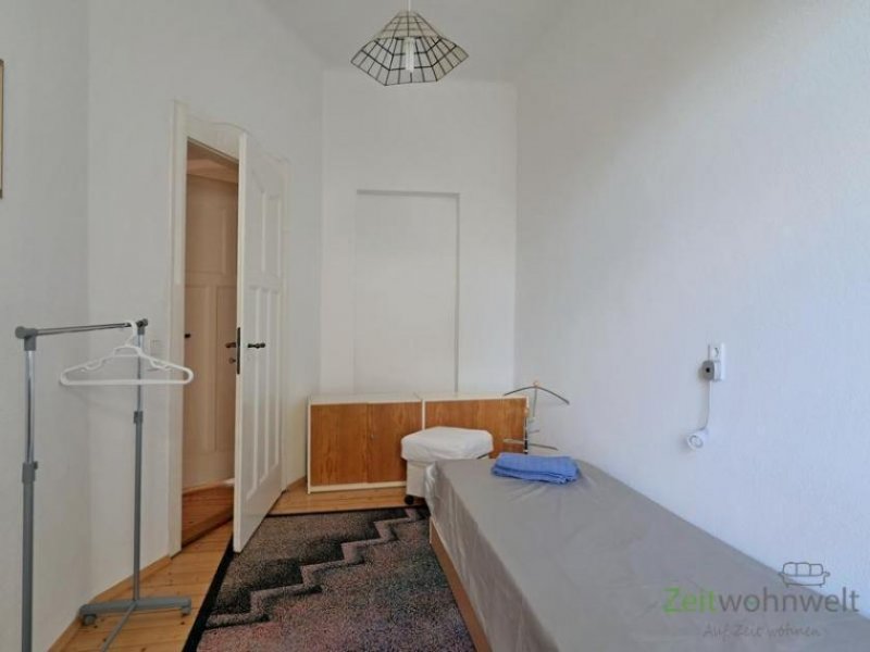 Chemnitz (EF0911_M) Chemnitz: Kaßberg, einfache und preiswerte möblierte Wohnung, Aufzug im Haus Wohnung mieten