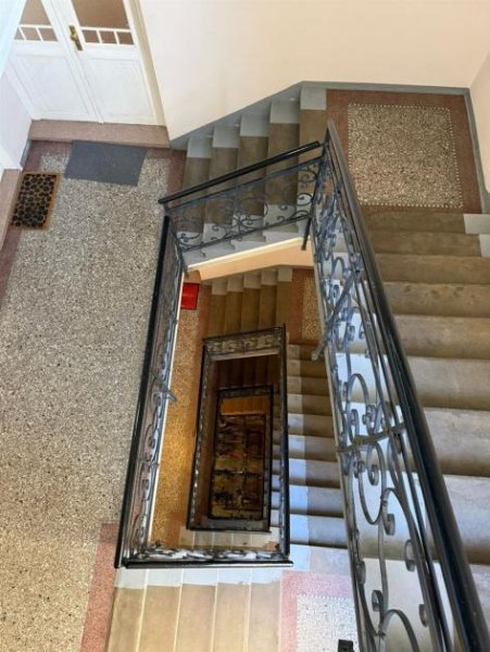 Chemnitz *** Kompakte DG Kaßberg 2-Zimmer mit Aufzug, Parkett und EBK *** Wohnung mieten