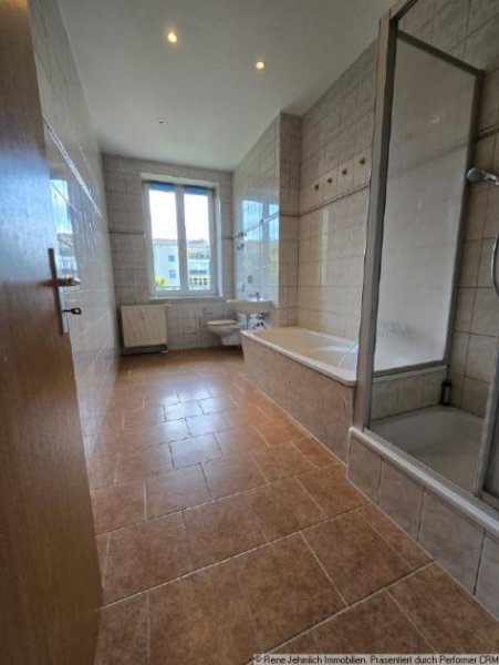 Chemnitz Tolle 3 Raum Wohnung mit 2 Balkonen und Stellplatz Wohnung mieten