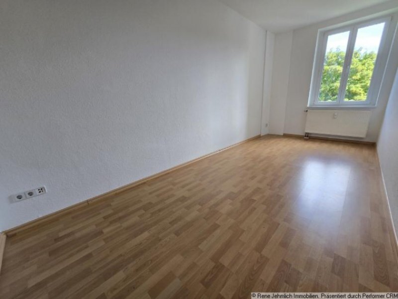 Chemnitz Tolle 3 Raum Wohnung mit 2 Balkonen und Stellplatz Wohnung mieten