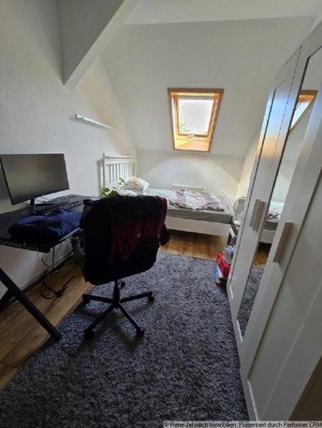 Chemnitz Tolle 3 Raum Wohnung im Dachgeschoß Wohnung mieten