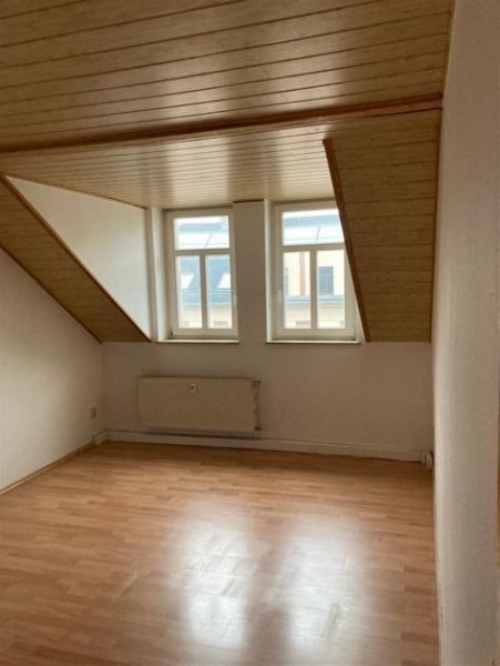 Chemnitz DG 4-Zimmer Maisonette mit Laminat und Südbalkon in zentraler Lage!!! Wohnung mieten