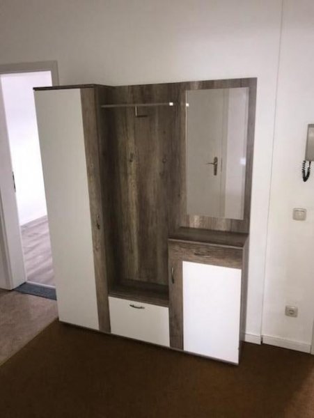 Chemnitz Gemütliche und vollmöblierte DG 3-Zi. mit Laminat, EBK und Wannenbad in Chemnitzer Toplage! Wohnung mieten