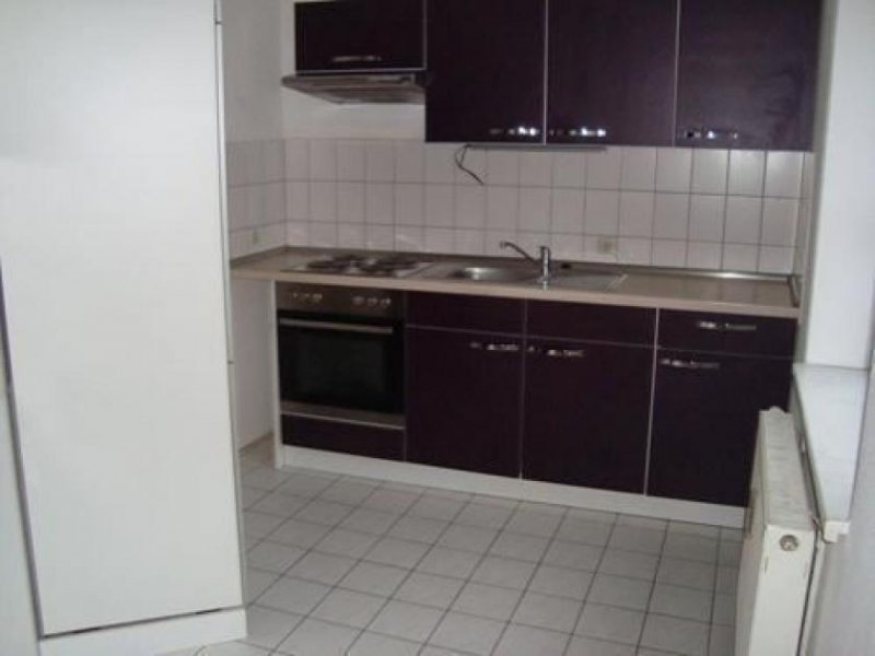 Chemnitz Großzügige 1-Zimmer mit Wannenbad, EBK, offener Küche und Aufzug! Wohnung mieten