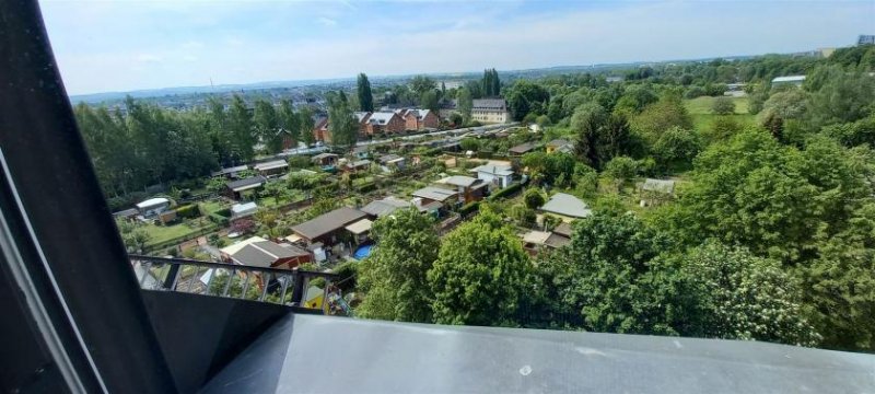 Chemnitz Großzügige 2-Zimmer mit Wannenbad, Balkon, Aufzug, Tiefgarage und Abstellraum am Küchwald Wohnung mieten