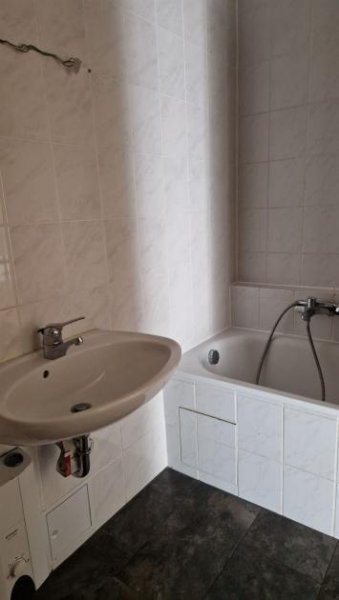 Chemnitz Großzügige 2-Zimmer mit Wannenbad, Terrasse, Tiefgarage und Abstellraum Wohnung mieten