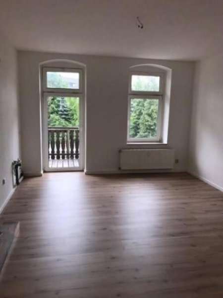 Chemnitz Großzügige 5-Zimmerwohnung mit 2 Balkonen, 2 Bädern, SP und Laminat in guter Lage! Wohnung mieten